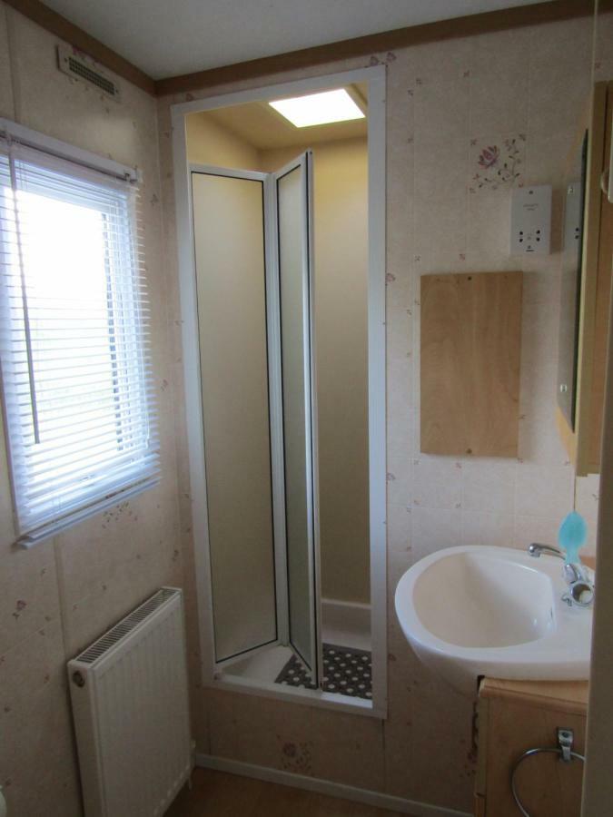 Fenlake Holiday Accommodation Metheringham Екстер'єр фото