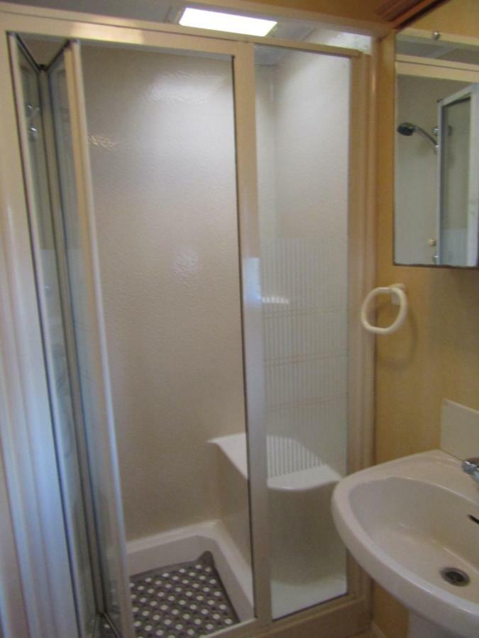 Fenlake Holiday Accommodation Metheringham Екстер'єр фото